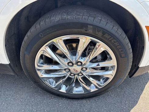 Used 2021 Cadillac XT5 Sportv w/ Platinum Package AWD/4WD image 32
