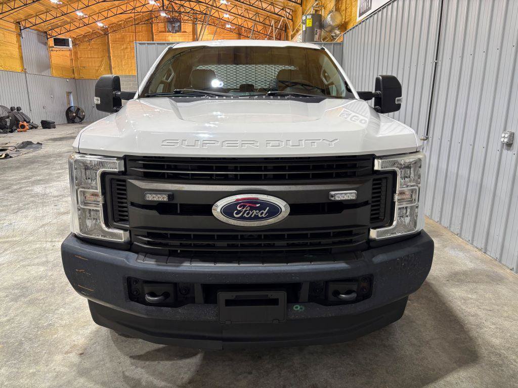 Used 2018 Ford F250 XL w/ Power Equipment Group AWD/4WD image 7