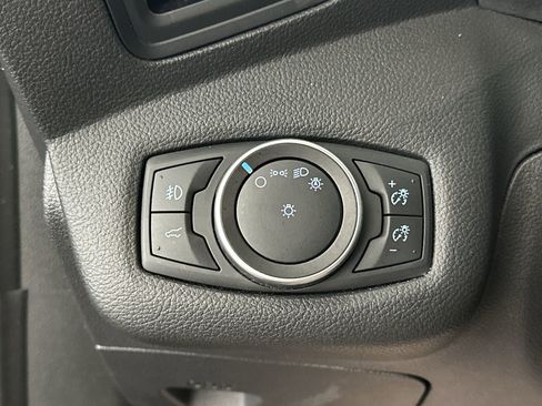 Used 2018 Ford Escape SE image 22