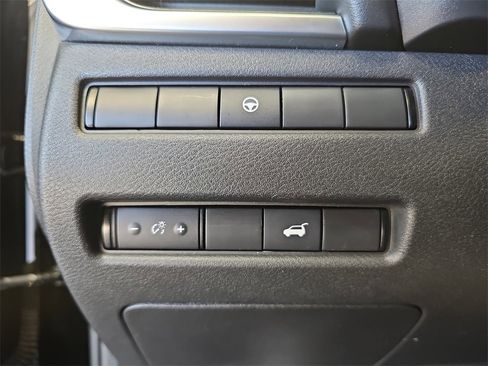 Used 2021 Nissan Rogue SV w/ Premium Package image 24