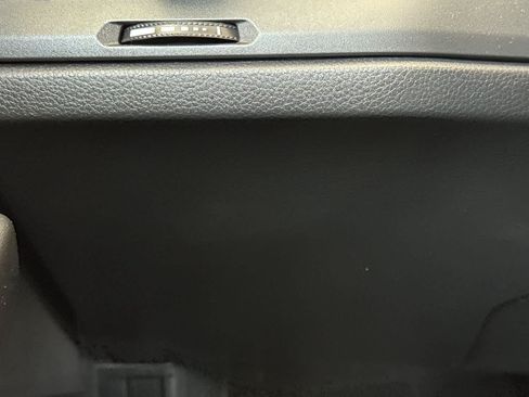 Used 2025 Honda Accord SE image 28