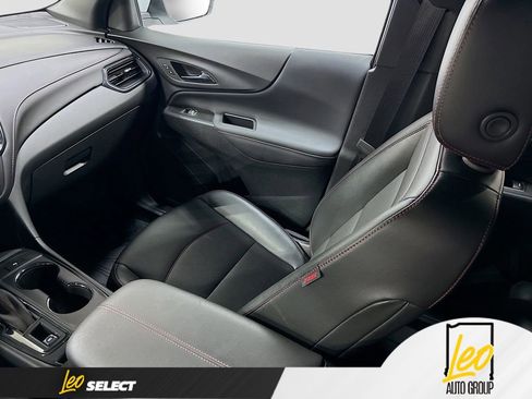 Used 2022 Chevrolet Equinox RS w/ RS Leather Package image 24