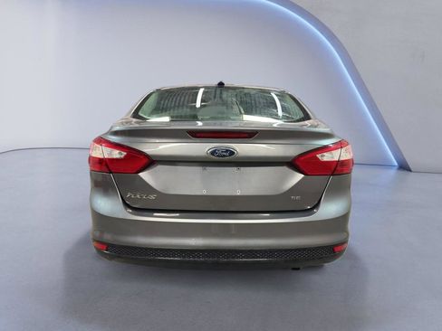 Used 2014 Ford Focus SE image 5