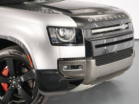 Used 2021 Land Rover Defender 110 X AWD/4WD image 7