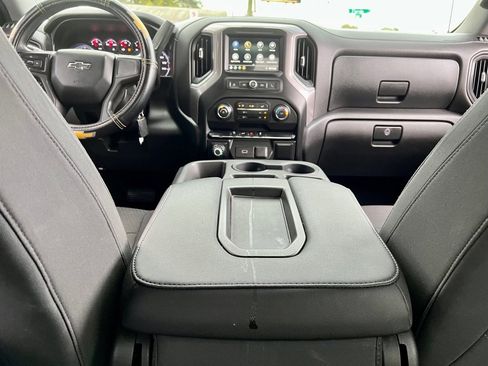 Used 2019 Chevrolet Silverado 1500 Custom Trail Boss w/ Custom Convenience Package image 45