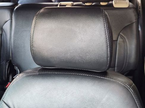 Used 2022 Chevrolet Traverse LS image 20