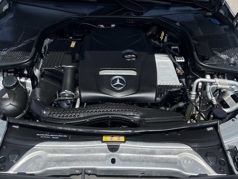 Used 2017 Mercedes-Benz C 300 4MATIC Sedan image 24