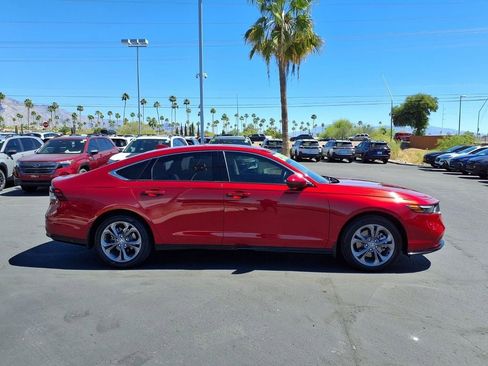 Used 2023 Honda Accord EX-L image 10