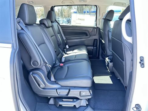 New 2026 Honda Odyssey EX-L image 16