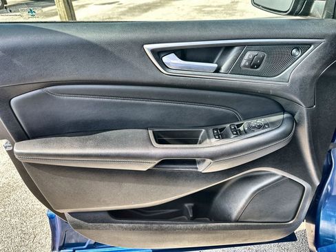 Used 2024 Ford Edge Titanium image 21