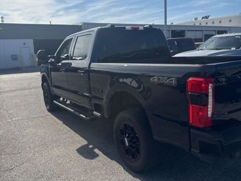 Used 2025 Ford F250 XLT w/ Black Appearance Package AWD/4WD image 5