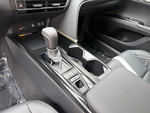 New 2026 Toyota Camry SE FWD image 18