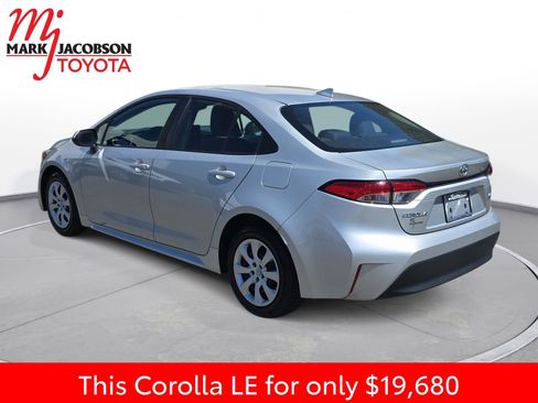 Used 2024 Toyota Corolla LE FWD image 13
