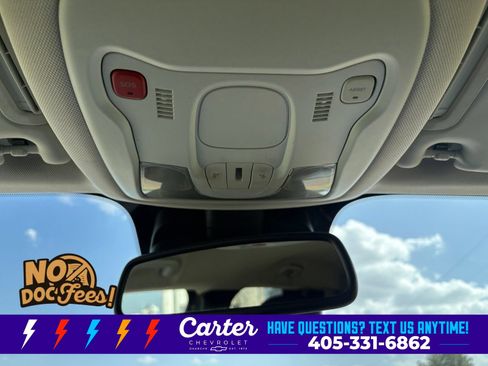 Used 2023 Jeep Renegade Latitude w/ Premium Group AWD/4WD image 33