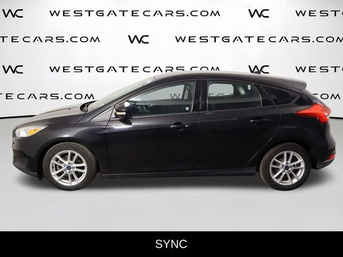 Used 2015 Ford Focus SE FWD image 5