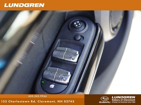 Used 2019 MINI Cooper 4-Door Hardtop image 12