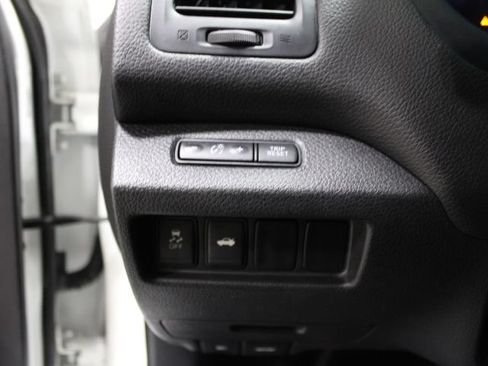 Used 2014 Nissan Altima 2.5 S FWD image 36