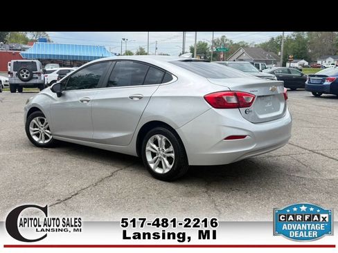 Used 2019 Chevrolet Cruze LT w/ LT Fleet Convenience Package FWD image 6