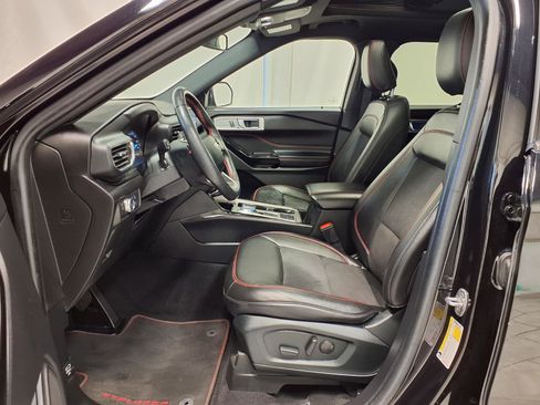Used 2022 Ford Explorer ST-Line image 24