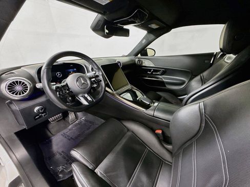 Used 2022 Mercedes-Benz SL 55 AMG 4MATIC image 11