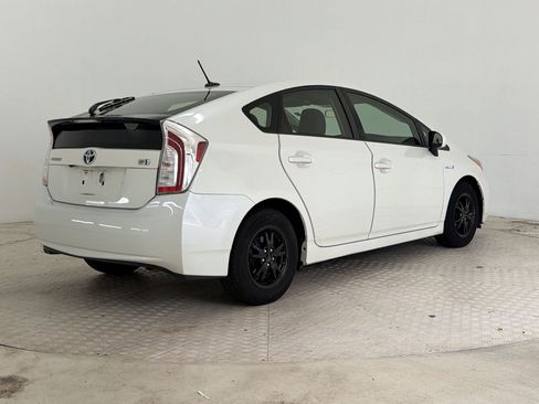 Used 2015 Toyota Prius Three FWD image 9