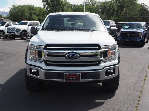 Used 2018 Ford F150 XLT AWD/4WD image 2