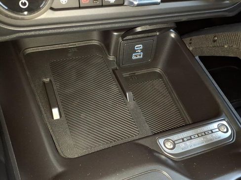 New 2025 Ford Bronco Badlands w/ Sasquatch Package image 17