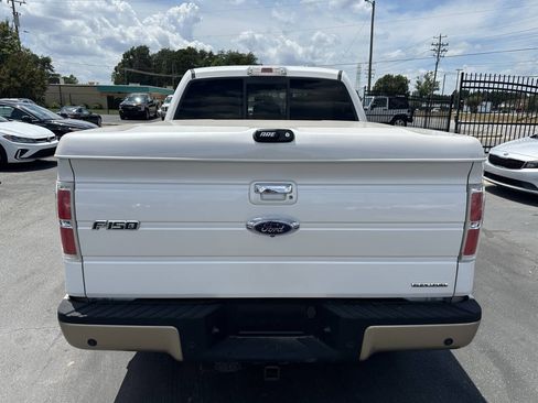 Used 2011 Ford F150 Lariat w/ Lariat Chrome Pkg RWD image 6