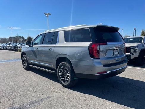 New 2026 GMC Yukon XL Elevation image 5