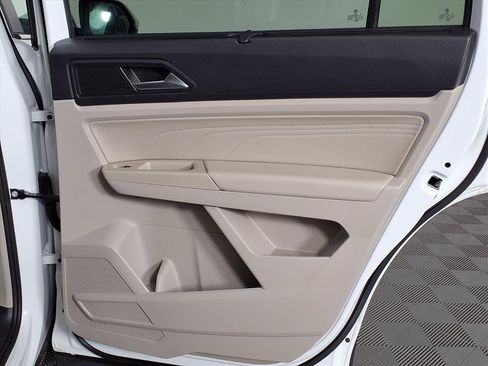 Used 2023 Volkswagen Atlas SE image 10