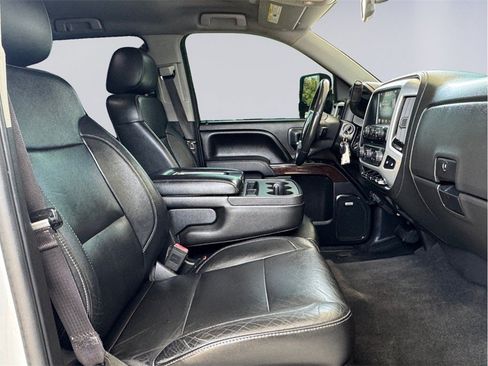 Used 2014 GMC Sierra 1500 SLT w/ SLT Crew Cab Value Package RWD image 18