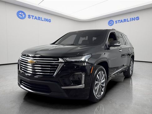 Used 2023 Chevrolet Traverse Premier image 16