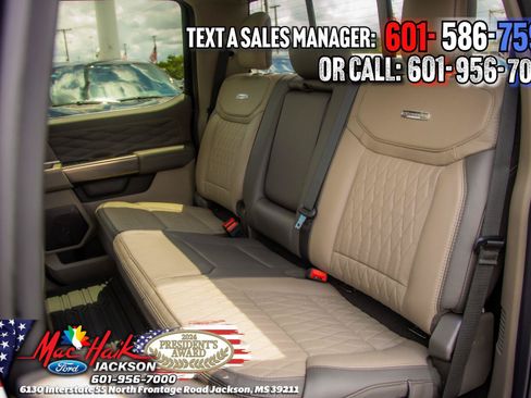 New 2026 Ford F250 Platinum w/ Platinum Plus Package AWD/4WD image 14
