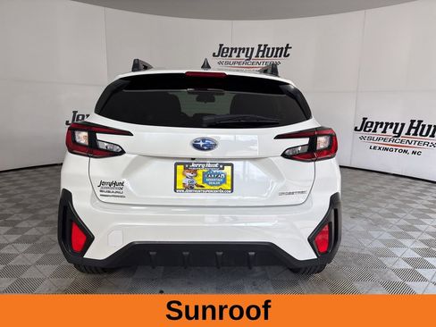 Used 2024 Subaru Crosstrek 2.0i Premium image 6