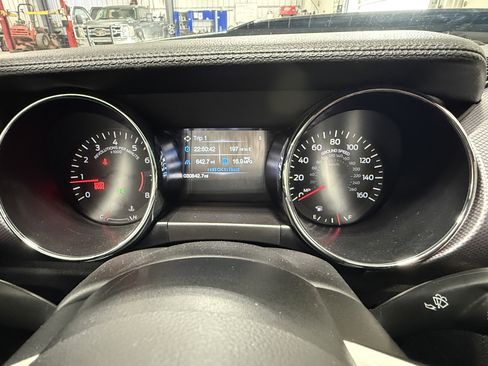 Used 2017 Ford Mustang GT w/ Black Accent Package RWD image 21