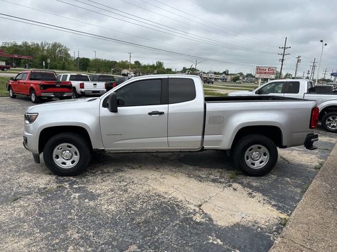 Used 2019 Chevrolet Colorado W/T RWD image 6