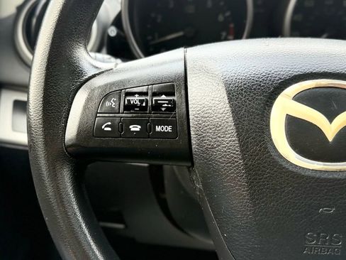 Used 2010 MAZDA MAZDA3 i Touring image 15