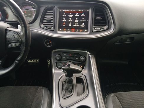 Used 2018 Dodge Challenger T/A image 3