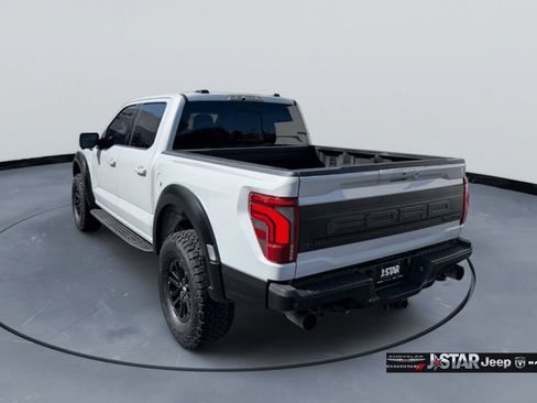 Used 2025 Ford F150 Raptor AWD/4WD image 9