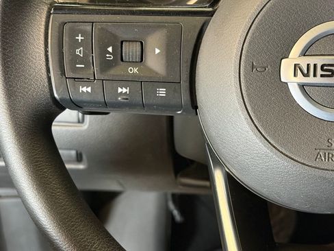Used 2021 Nissan Rogue SV AWD/4WD image 11