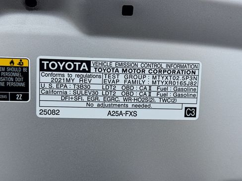Used 2021 Toyota Venza Limited w/ Carpet Mat Package (TMS) AWD/4WD image 22