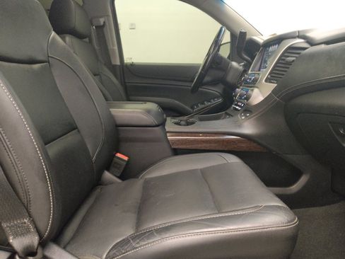 Used 2019 GMC Yukon XL SLT AWD/4WD image 21