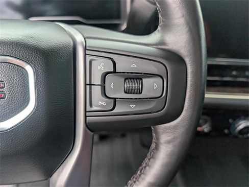 Used 2022 GMC Sierra 1500 Elevation image 9