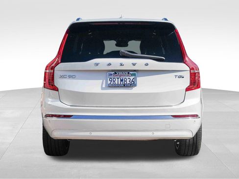 Used 2025 Volvo XC90 T8 Ultra w/ Protection Package Premier AWD/4WD image 9