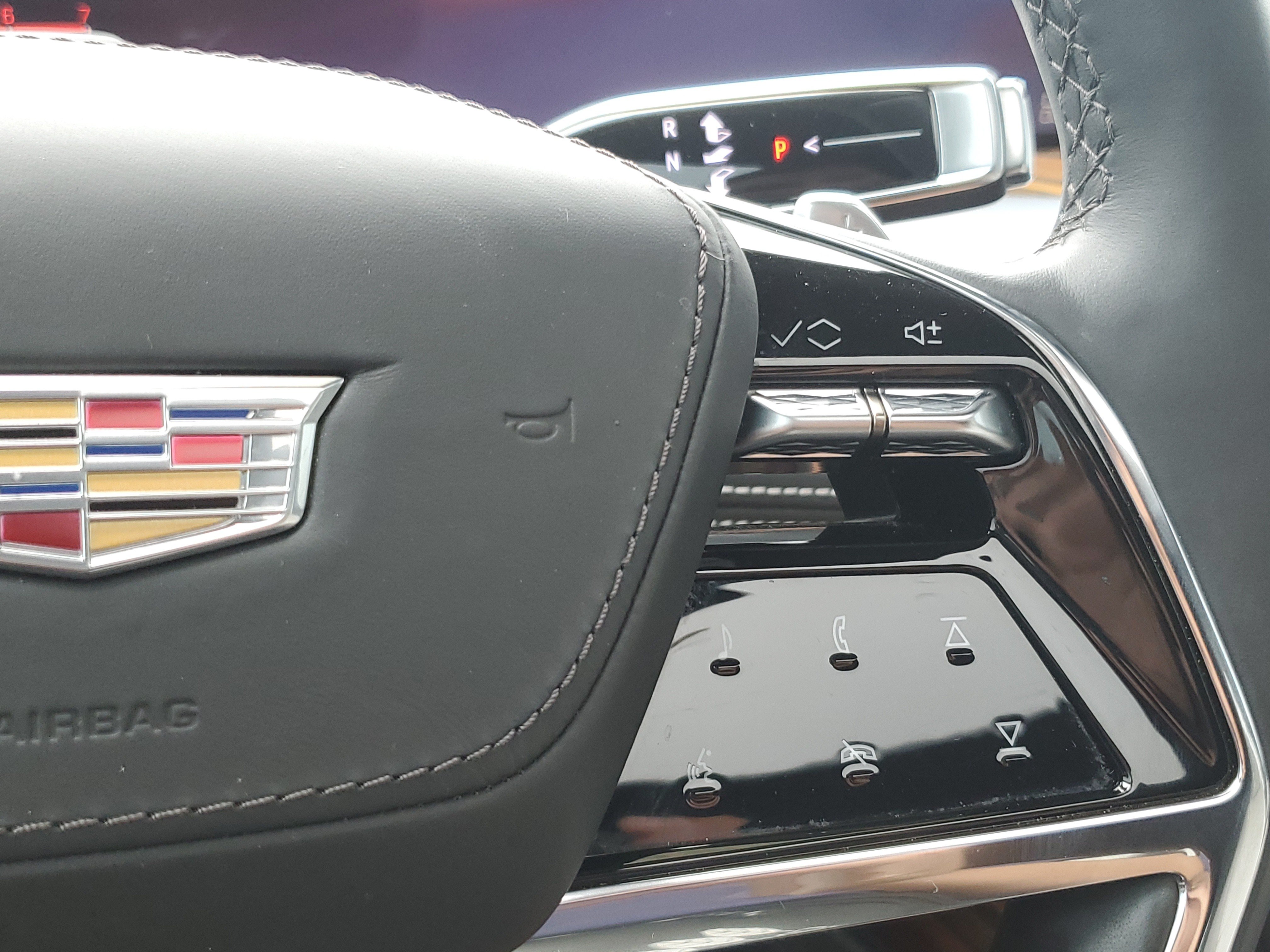 Used 2025 Cadillac Escalade ESV Sport Platinum w/ LPO, Floor Liner Package AWD/4WD image 27