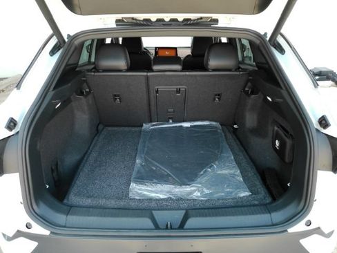 Used 2021 Volkswagen ID.4 Pro S w/ ID.4 Protection Package RWD image 28