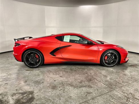 Certified 2021 Chevrolet Corvette Stingray Preferred Cpe w/ Z51 Performance Package image 9