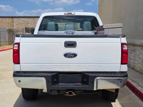Used 2013 Ford F250 XL w/ PWR Equipment Group AWD/4WD image 4