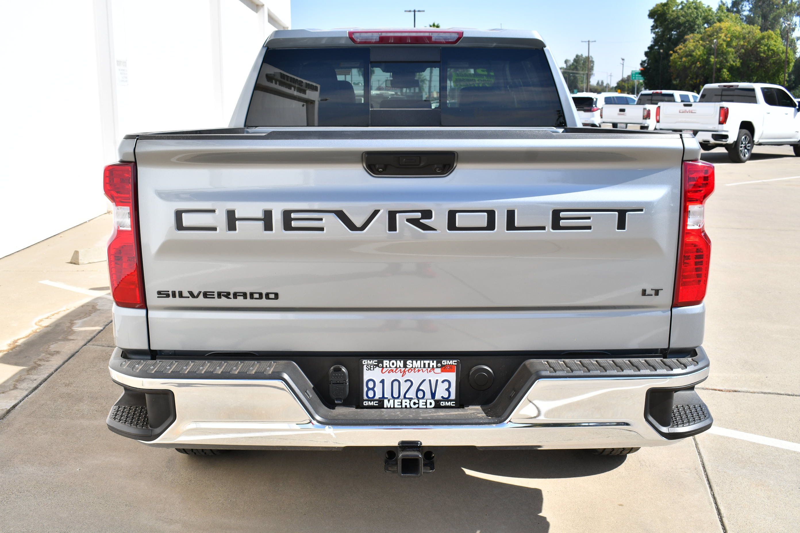 Used 2023 Chevrolet Silverado 1500 LT w/ Leather Package RWD image 6