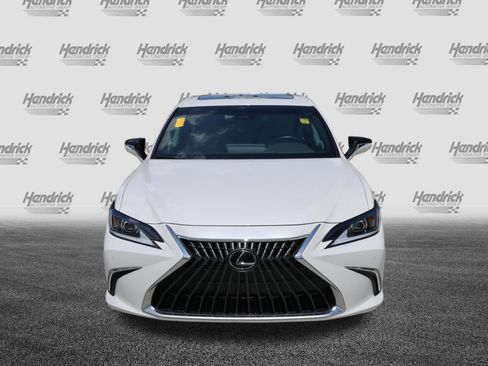 Used 2024 Lexus ES 350 w/ Premium Package FWD image 3